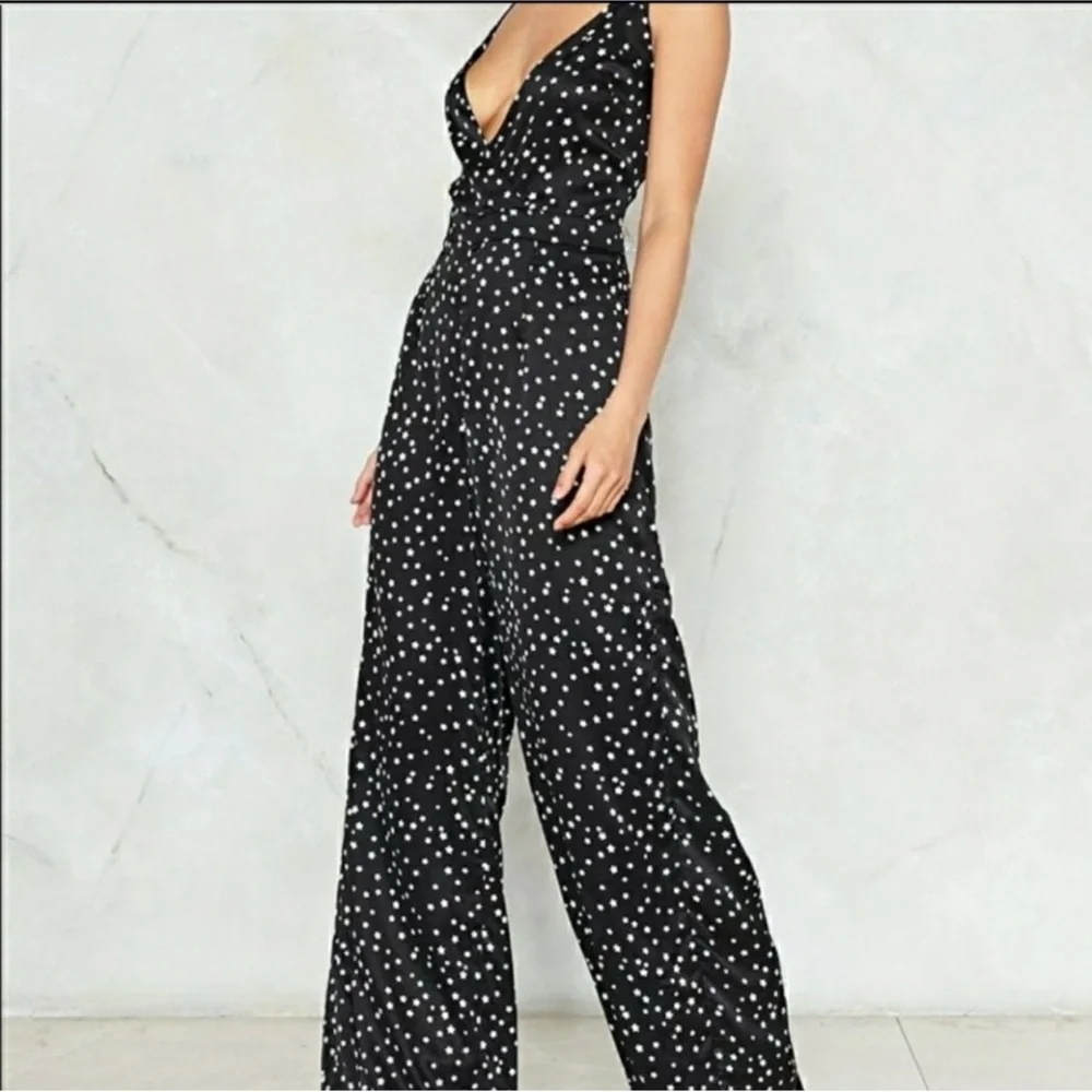 NWT Nasty Gal Novelty Star Black & White Jumpsuit Size 6 - Picture 1 of 14
